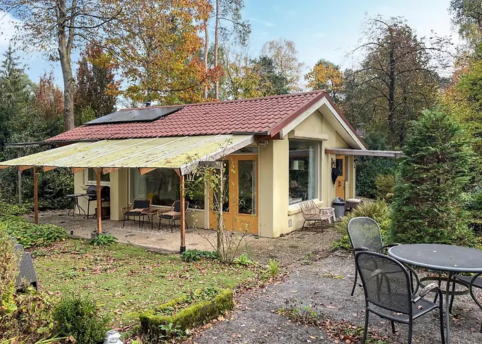 2 Bedroom Lovely Home In Holten